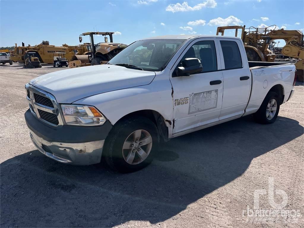 RAM 1500 Flakbilar/Pickuper