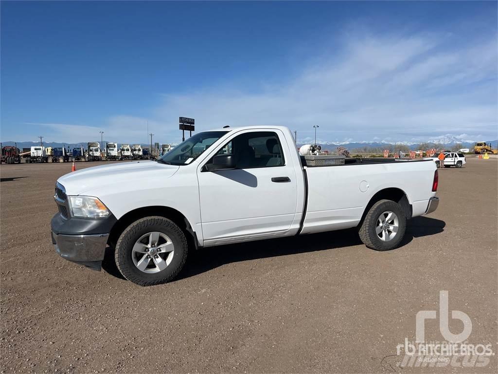 RAM 1500 Flakbilar/Pickuper