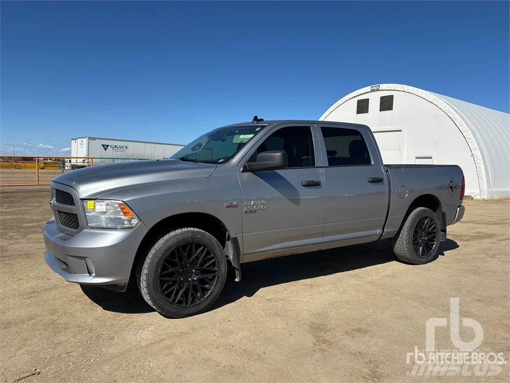 RAM 1500 Flakbilar/Pickuper