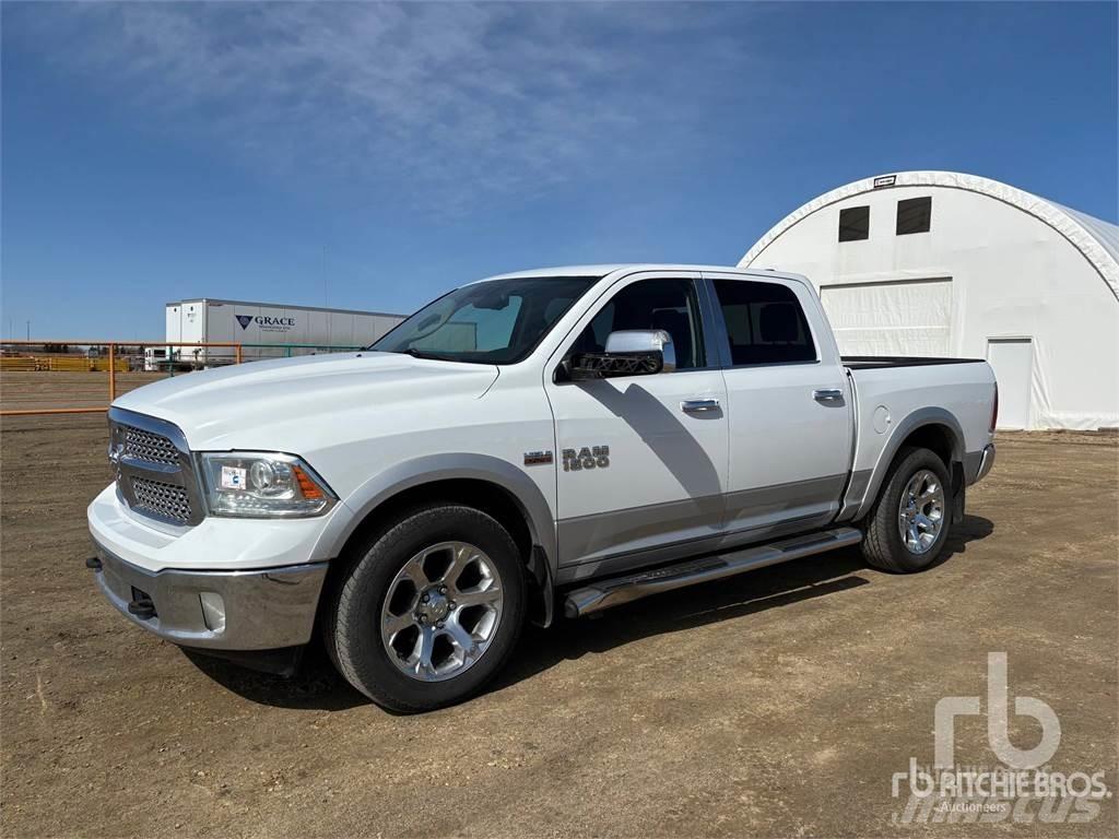 RAM 1500 Flakbilar/Pickuper