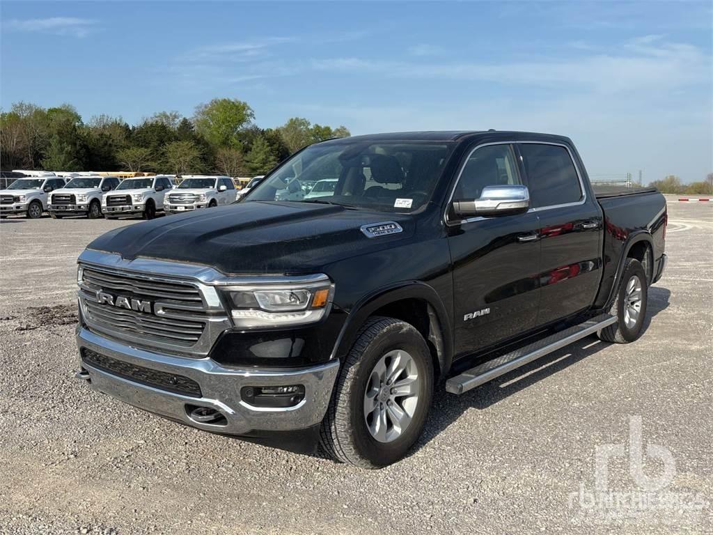 RAM 1500 Flakbilar/Pickuper