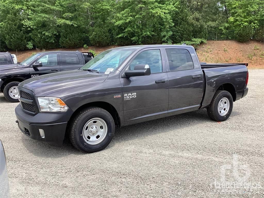 RAM 1500 Flakbilar/Pickuper
