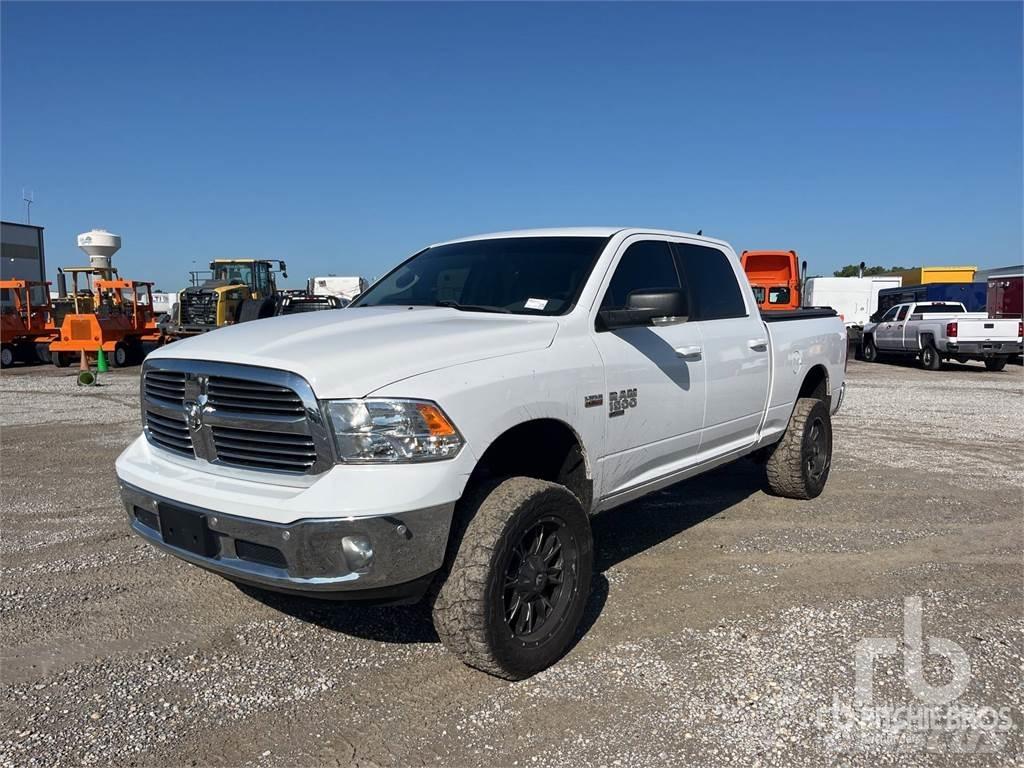 RAM 1500 Flakbilar/Pickuper