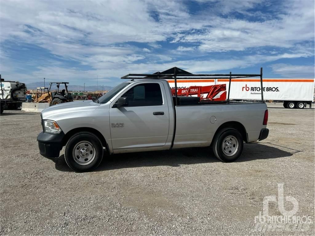 RAM 1500 Flakbilar/Pickuper