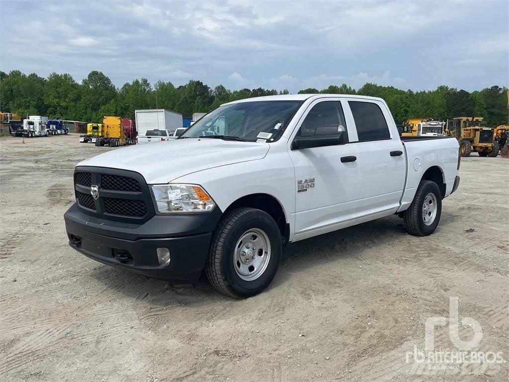 RAM 1500 Flakbilar/Pickuper