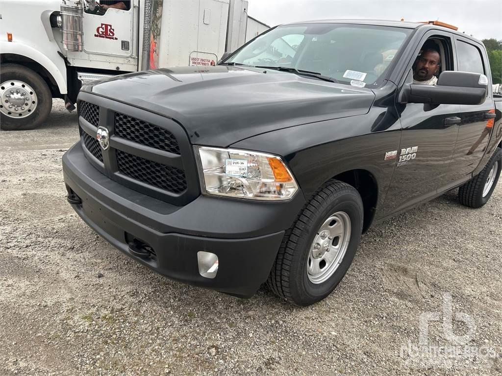 RAM 1500 Flakbilar/Pickuper