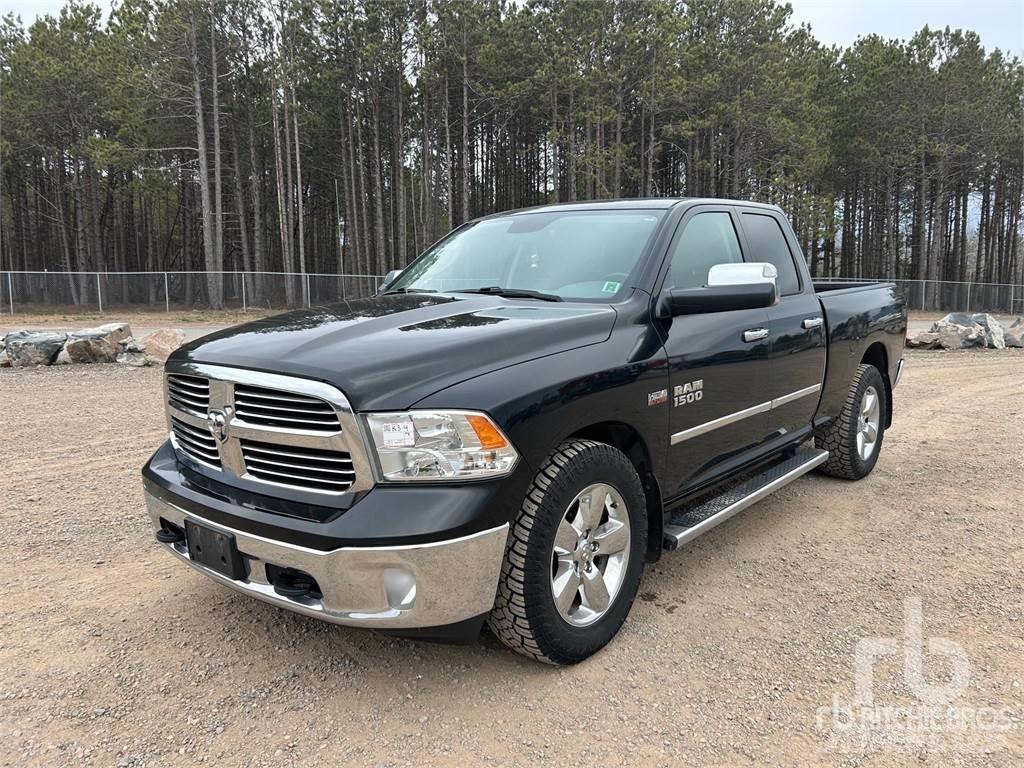 RAM 1500 Flakbilar/Pickuper