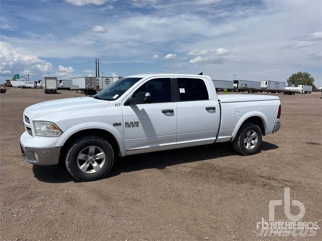 RAM 1500 Flakbilar/Pickuper
