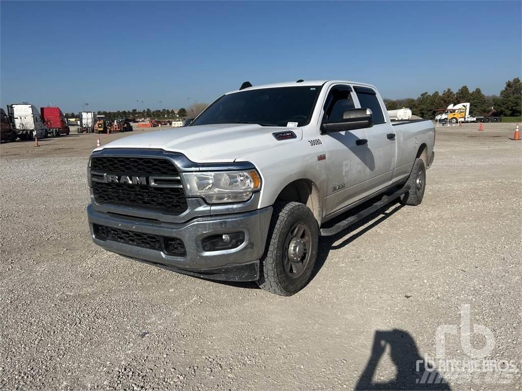 RAM 2500 Flakbilar/Pickuper