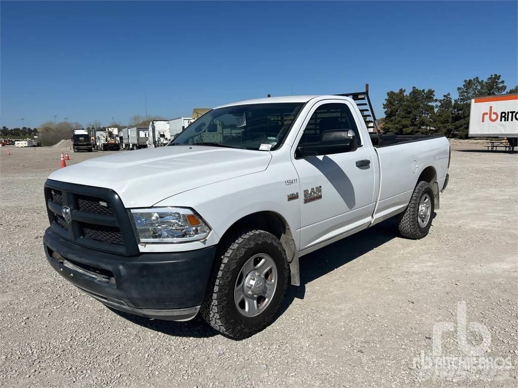 RAM 2500 Flakbilar/Pickuper