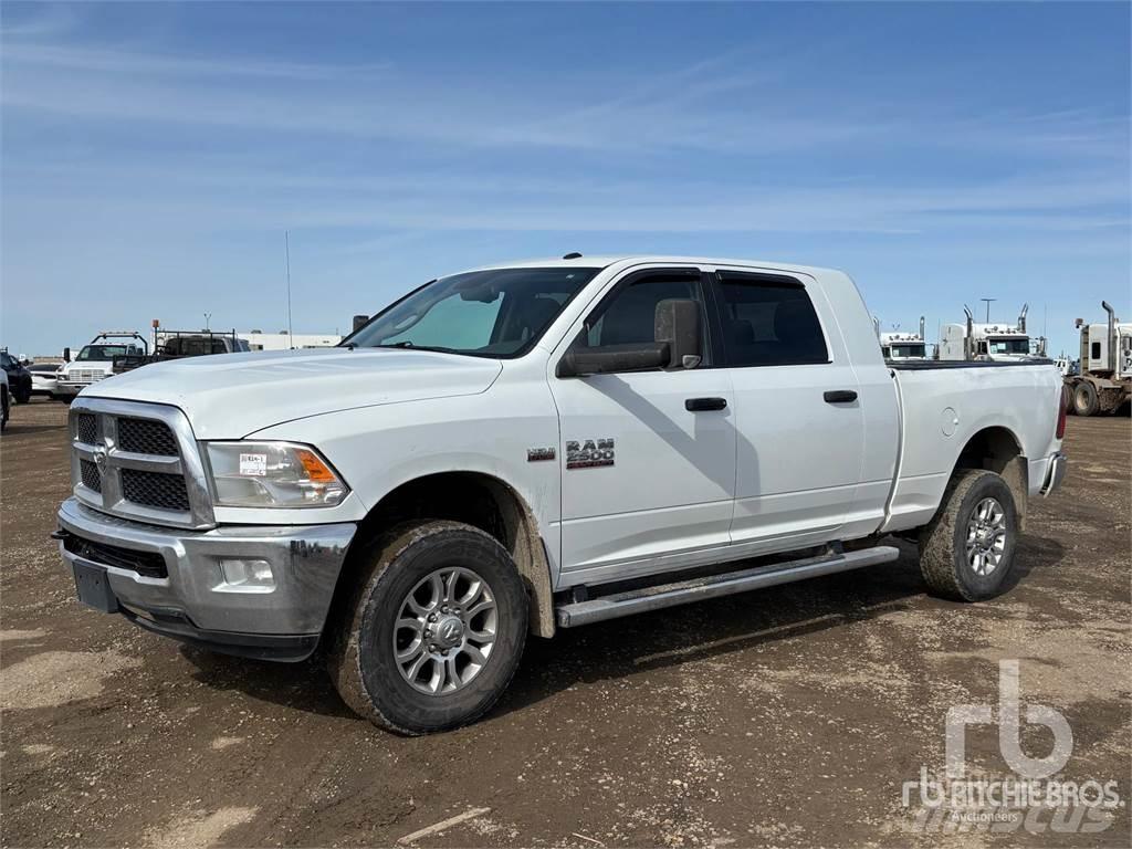 RAM 2500 Flakbilar/Pickuper