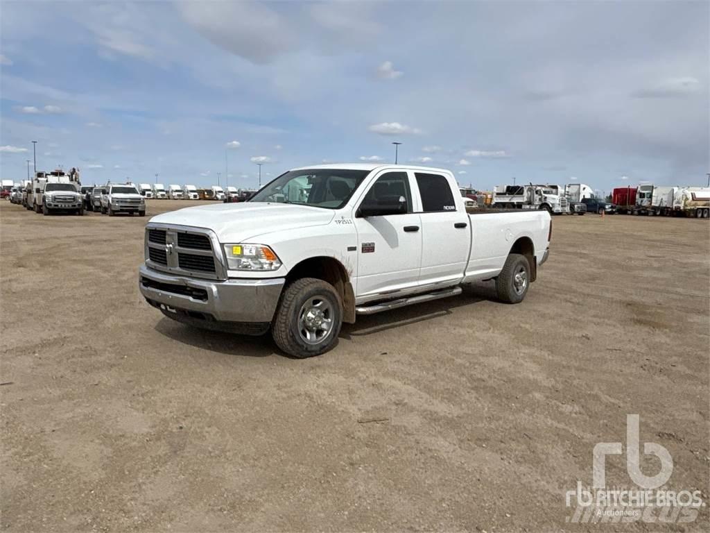 RAM 2500 Flakbilar/Pickuper