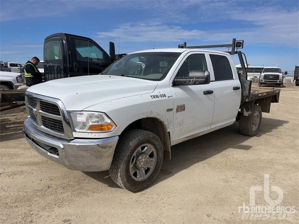 RAM 2500 Flakbilar