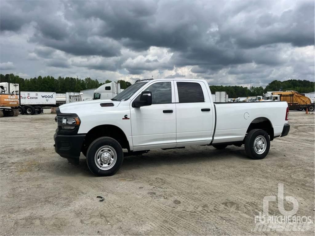 RAM 2500 Flakbilar/Pickuper