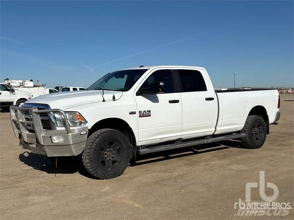 RAM 2500 Flakbilar/Pickuper