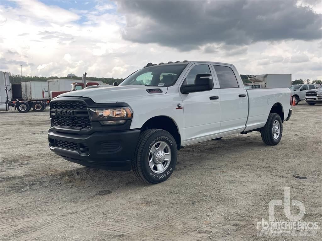 RAM 2500 Flakbilar/Pickuper