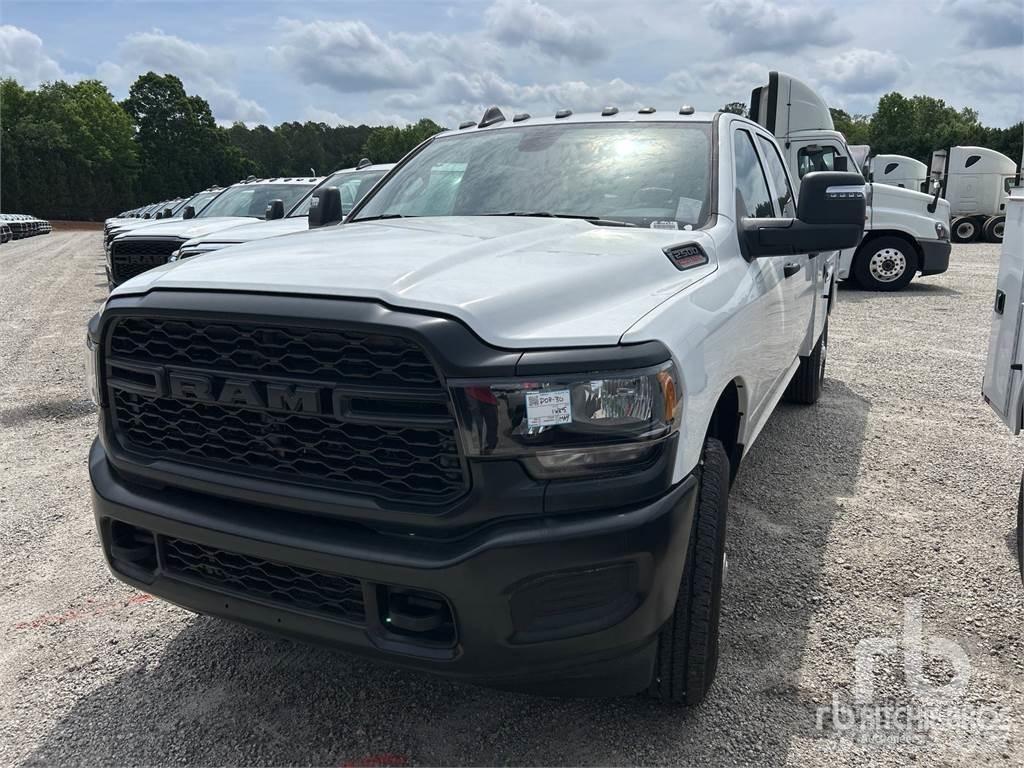 RAM 2500 Plogbilar