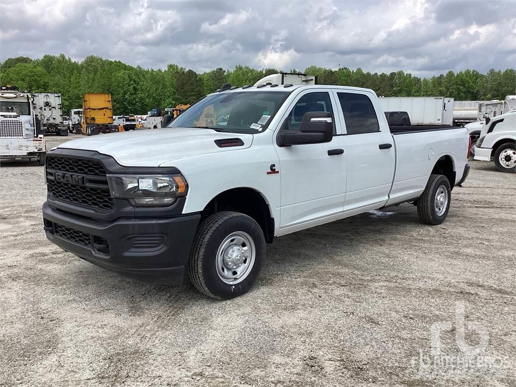 RAM 2500 Flakbilar/Pickuper
