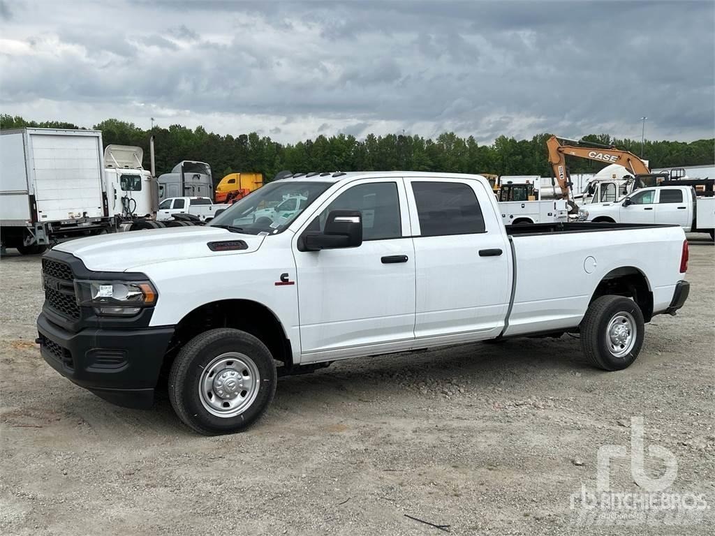 RAM 2500 Flakbilar/Pickuper