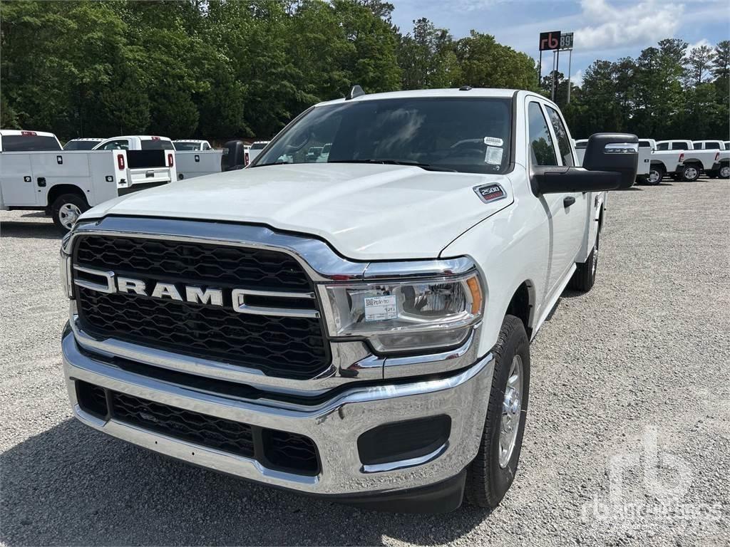 RAM 2500 Plogbilar