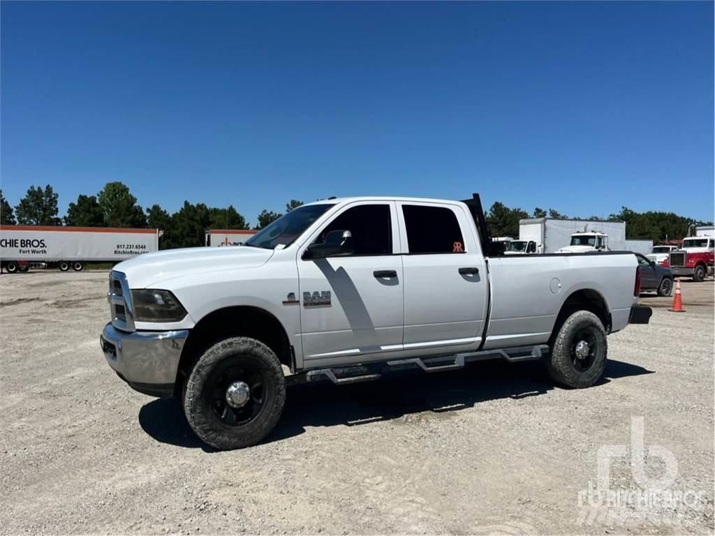 RAM 2500 Flakbilar/Pickuper