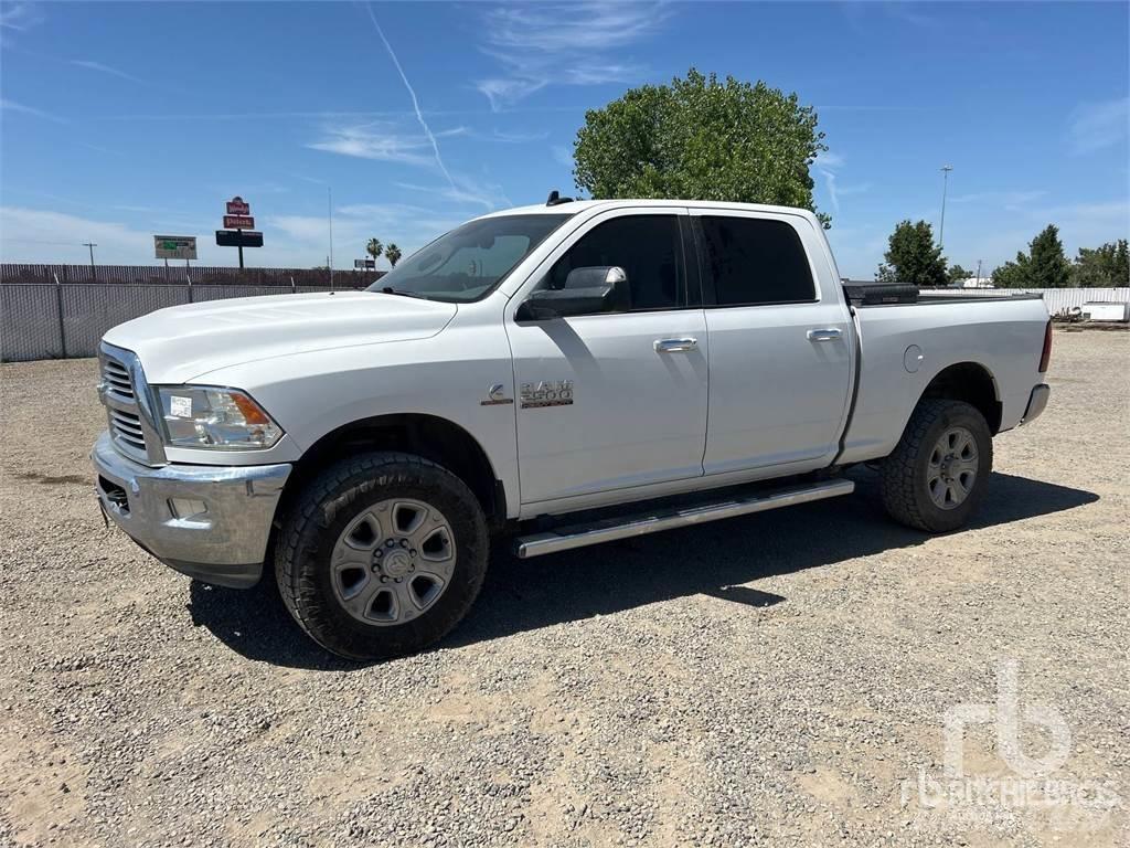 RAM 2500 Flakbilar/Pickuper