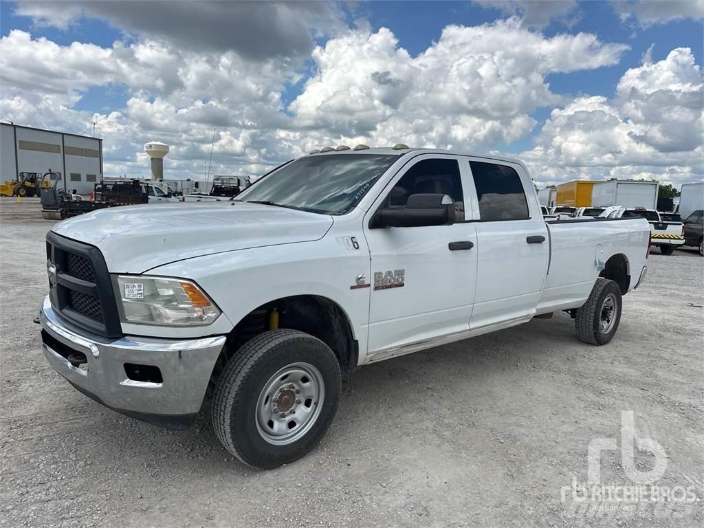 RAM 2500 Flakbilar/Pickuper