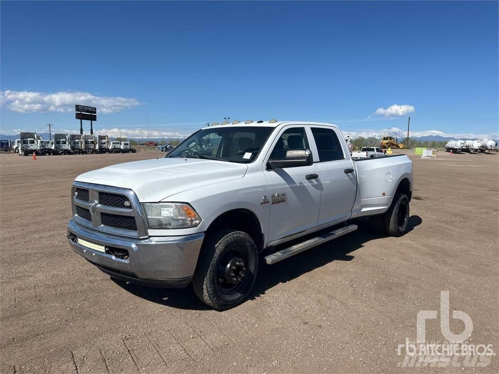 RAM 3500 Flakbilar/Pickuper
