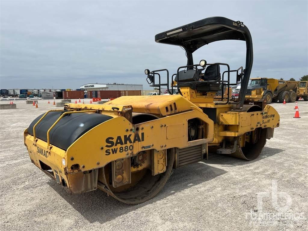 Sakai SW880 Tvåvalsvältar
