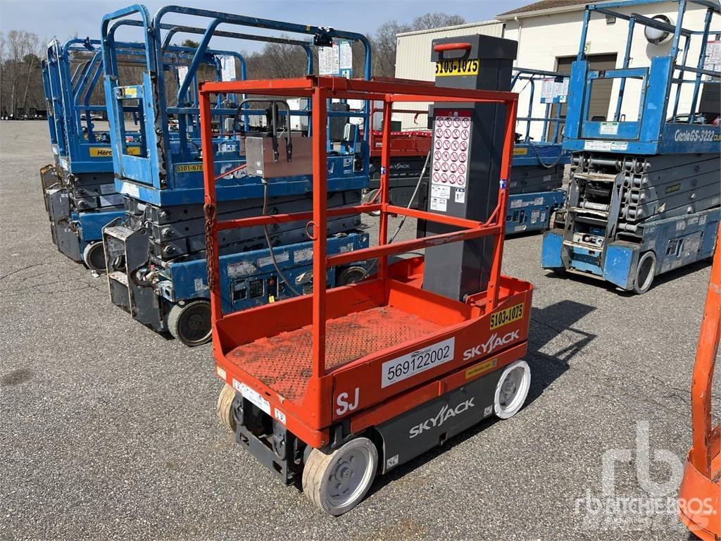 SkyJack SJ12 Bomliftar