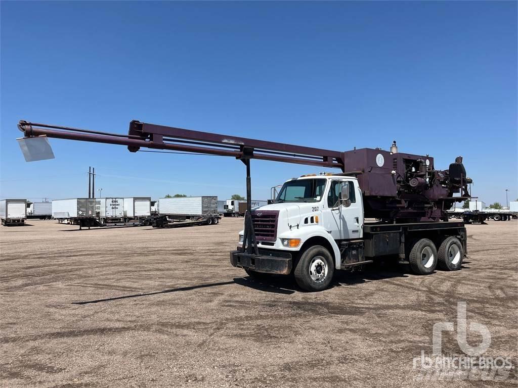 Sterling LT7500 Lastbilar med borraggregat