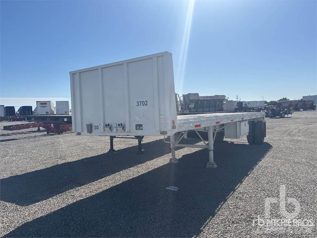 Stoughton 30 ft Flaktrailer