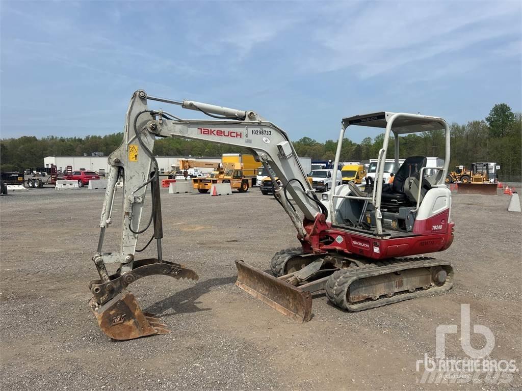 Takeuchi TB240 Minigrävare < 7t