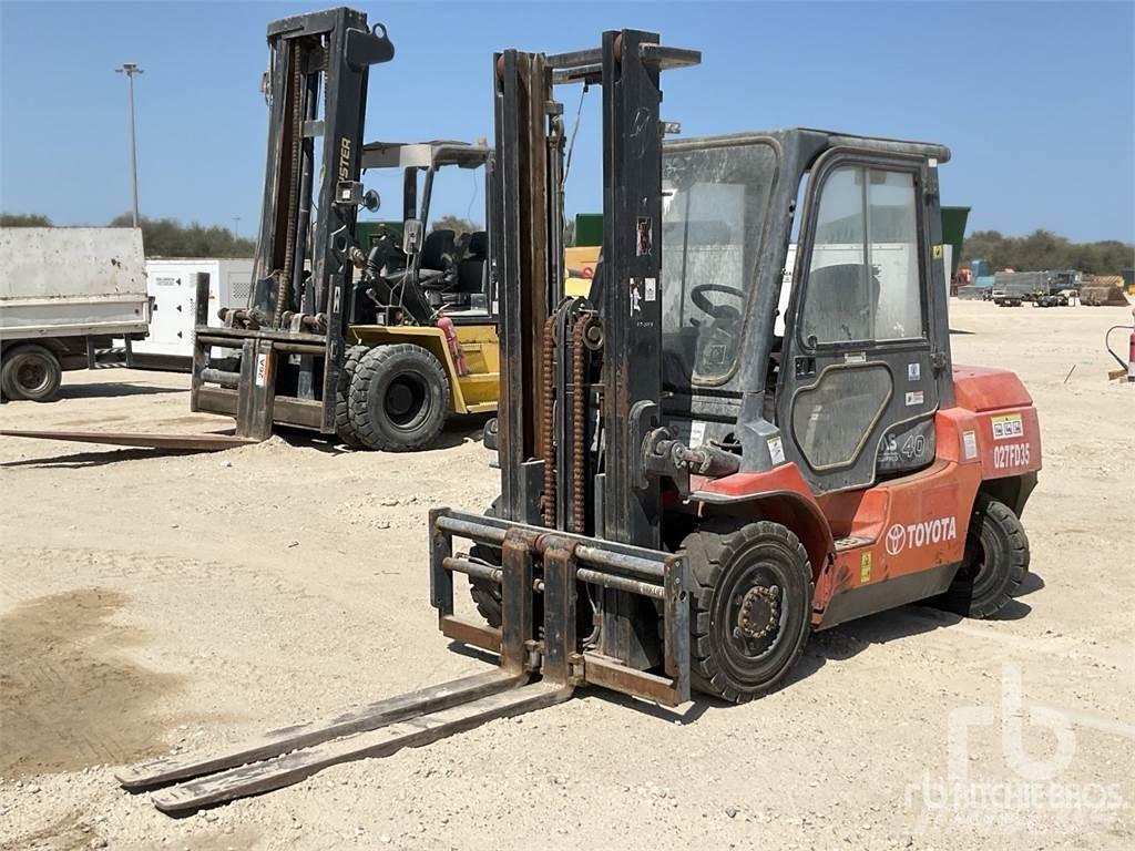 Toyota 02-7FD35 Dieselmotviktstruckar