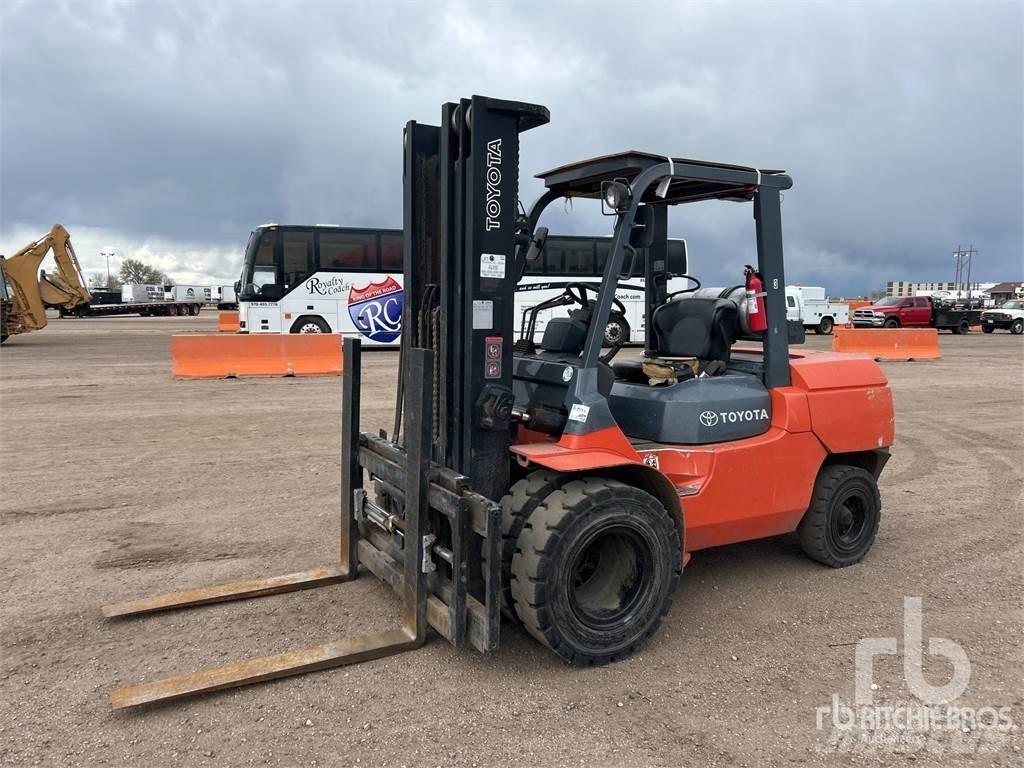 Toyota 7FGAU50 Dieselmotviktstruckar
