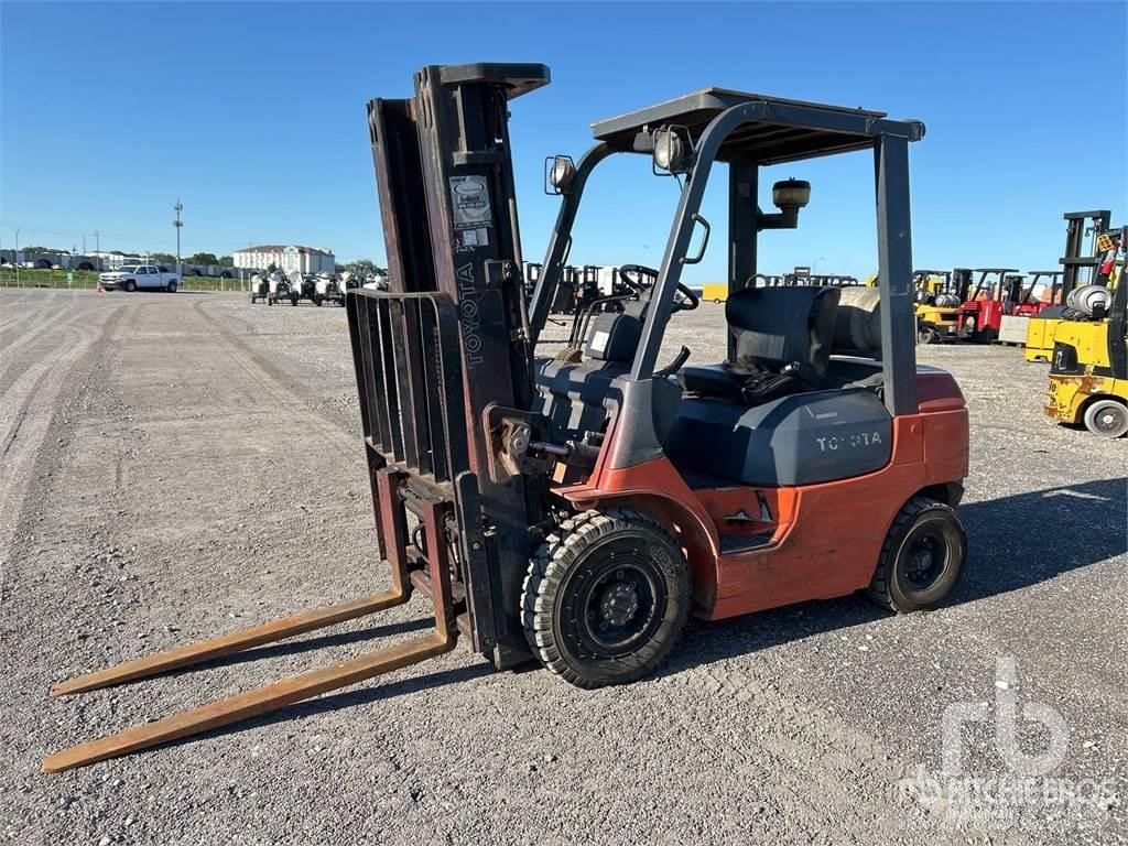 Toyota 7FGU25 Dieselmotviktstruckar