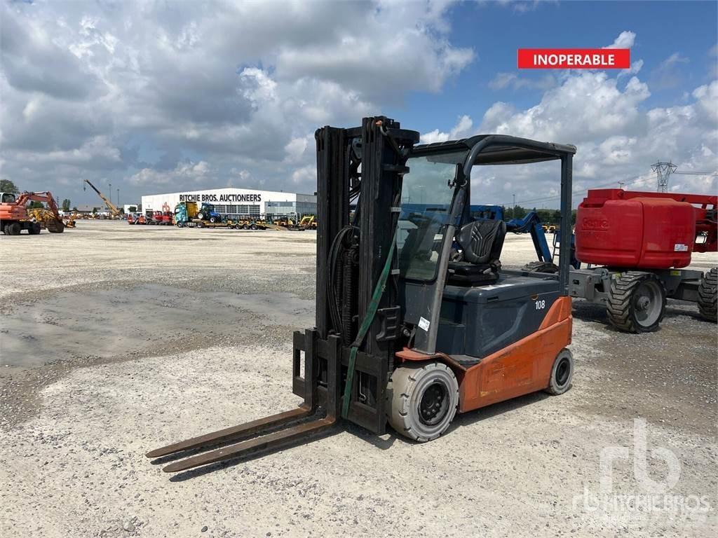 Toyota 8FBMT30 Elmotviktstruckar