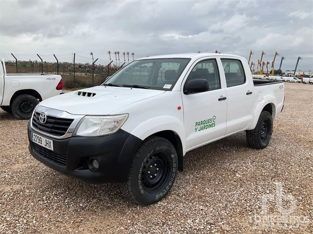 Toyota HILUX Flakbilar/Pickuper