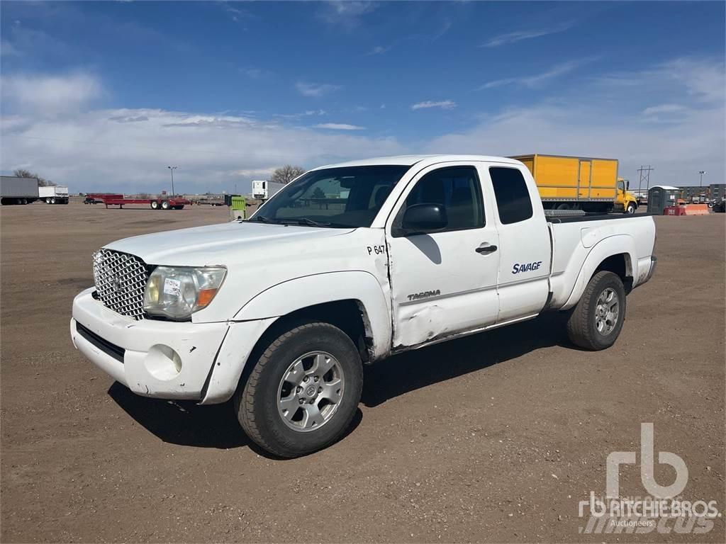 Toyota TACOMA Flakbilar/Pickuper