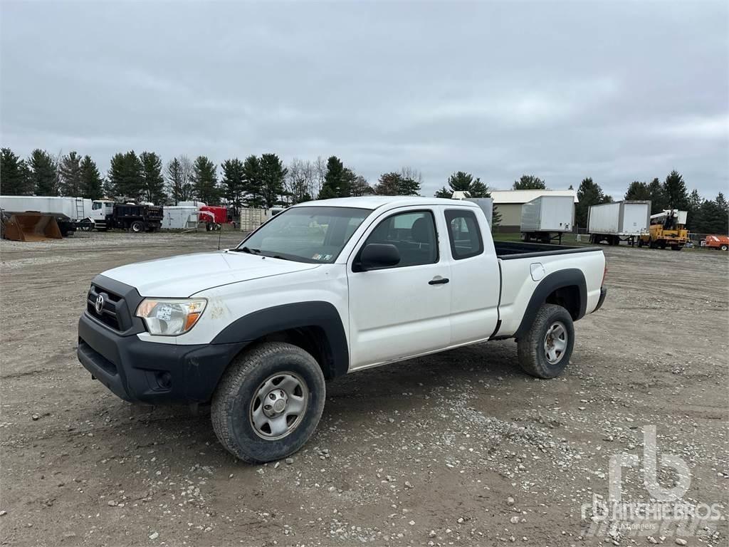 Toyota TACOMA Flakbilar/Pickuper