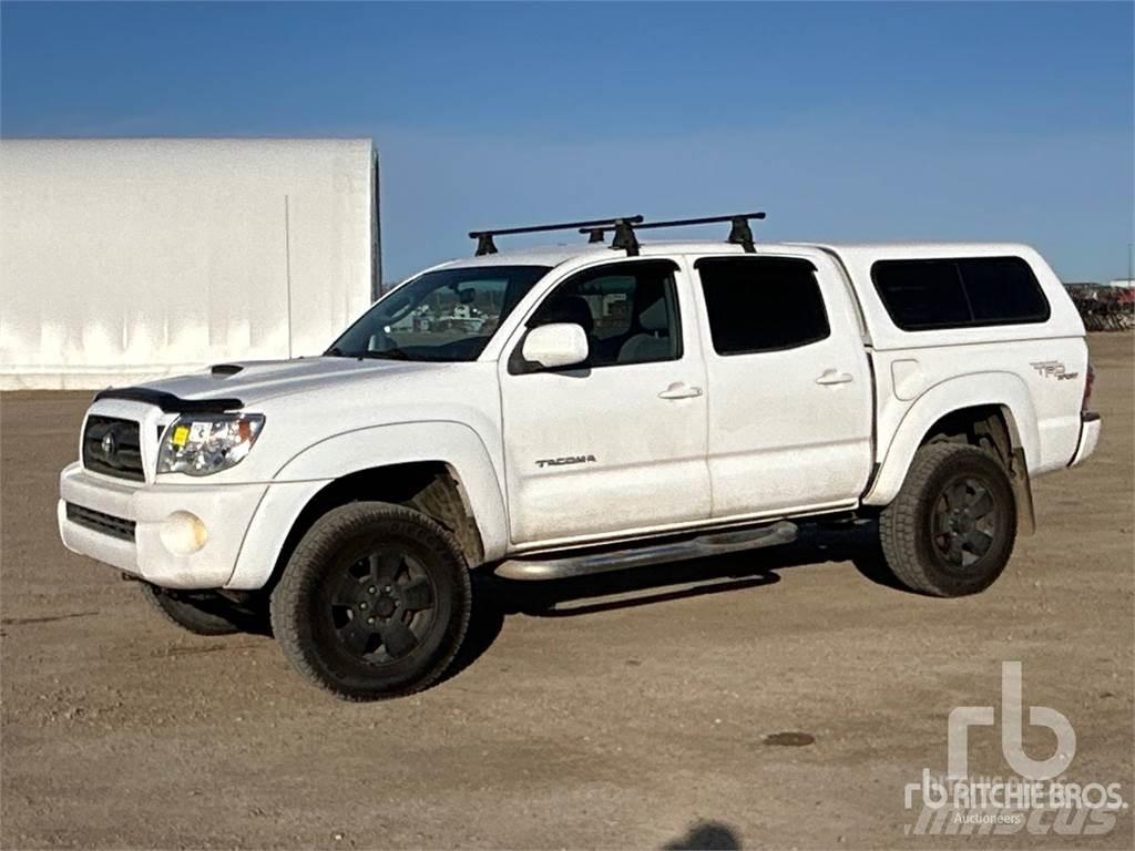 Toyota TACOMA Flakbilar/Pickuper