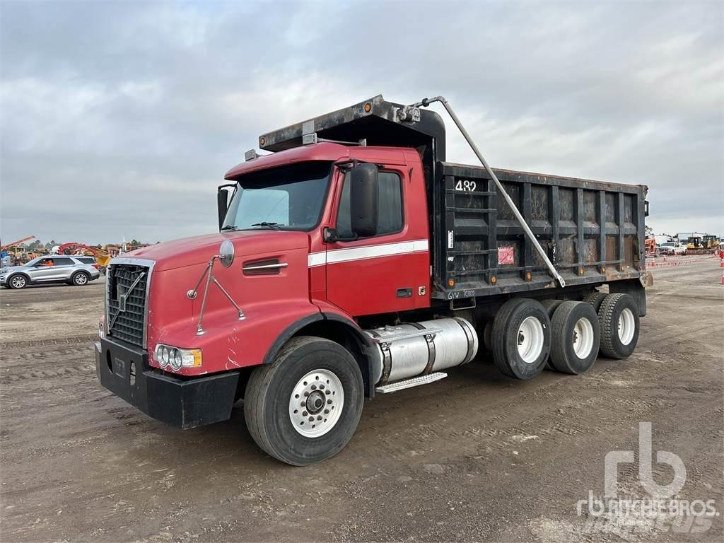 Volvo VHD Tippbilar