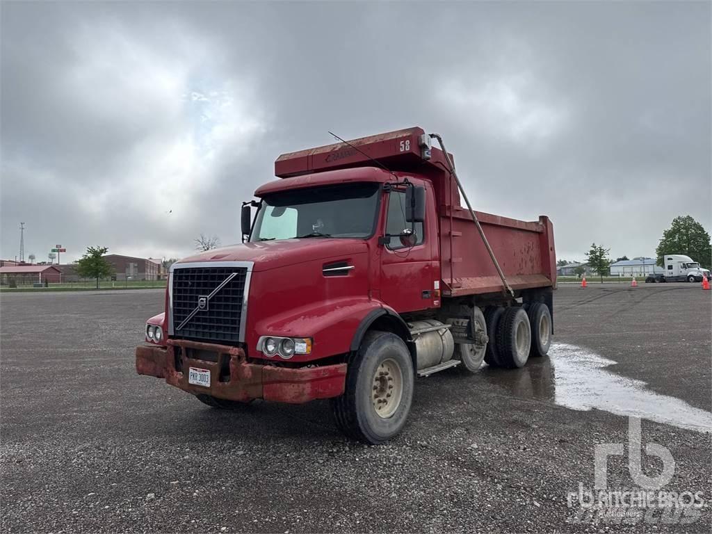 Volvo VHD Tippbilar
