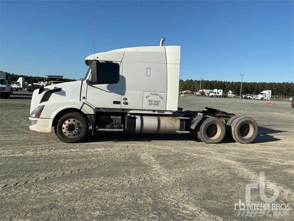 Volvo VNL Dragbilar