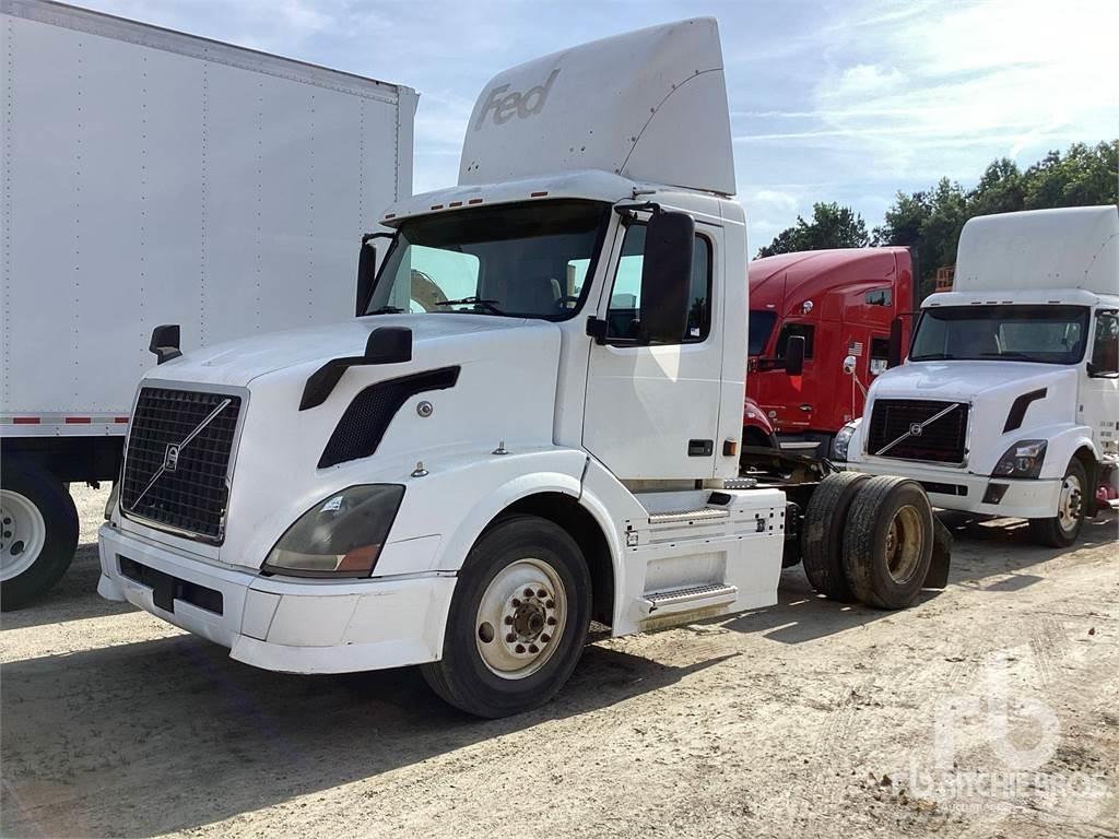 Volvo VNL Dragbilar