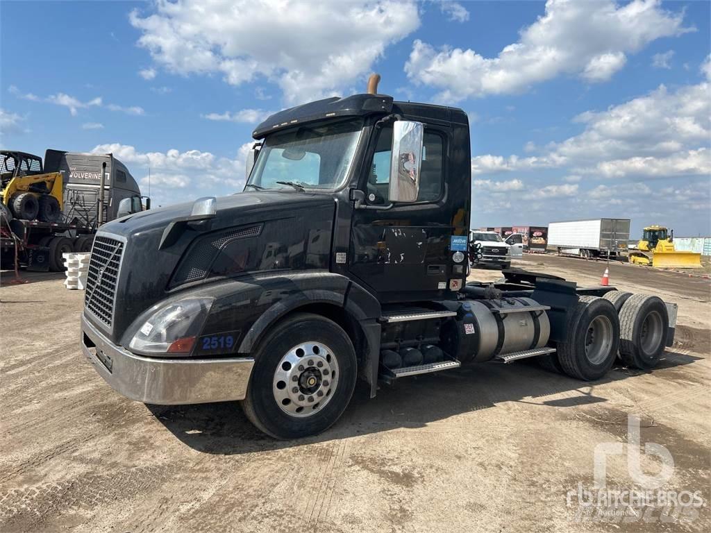 Volvo VNL300 Dragbilar