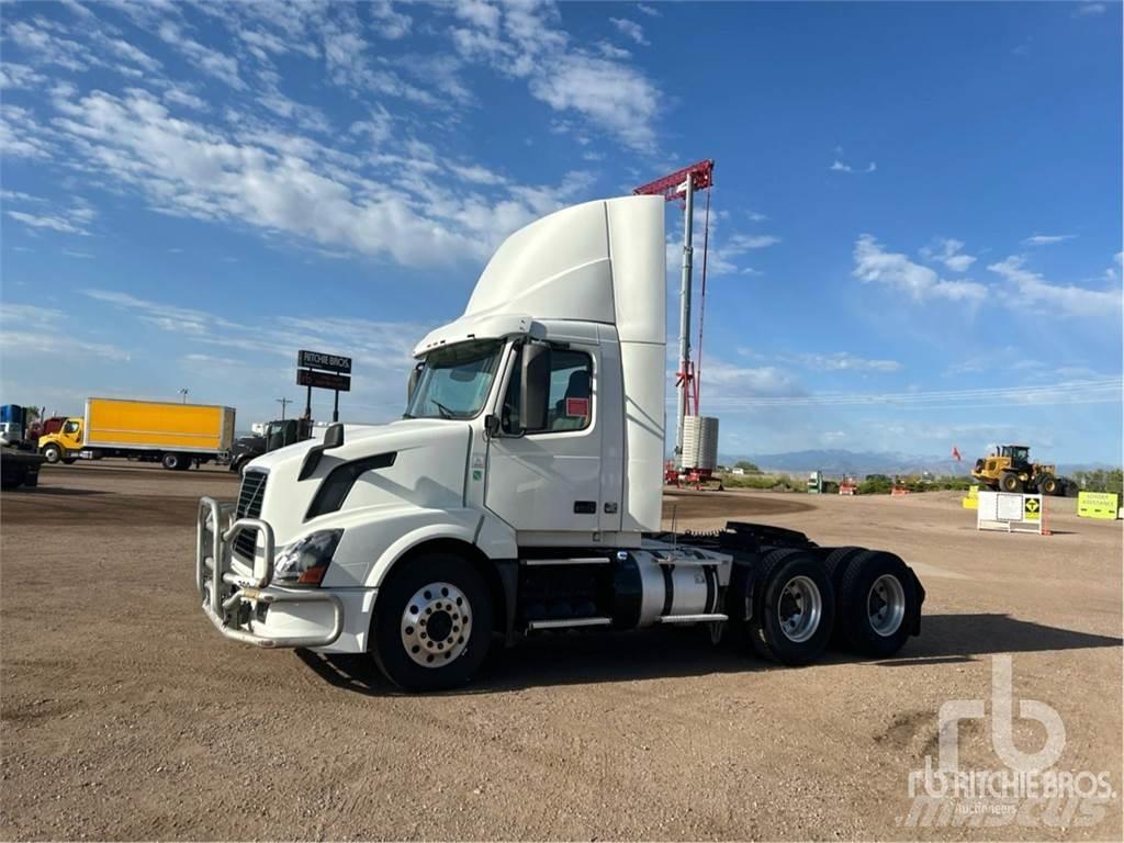 Volvo VNL300 Dragbilar