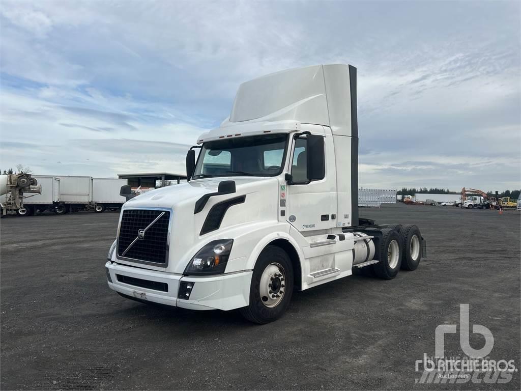 Volvo VNL300 Dragbilar