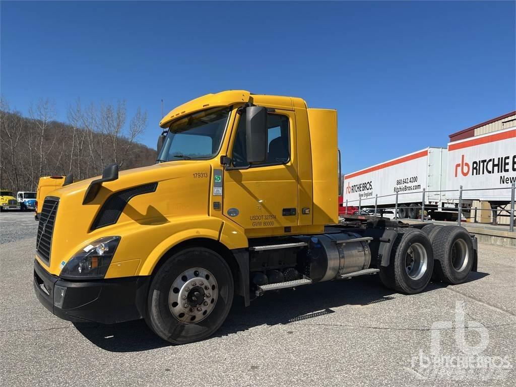 Volvo VNL300 Dragbilar