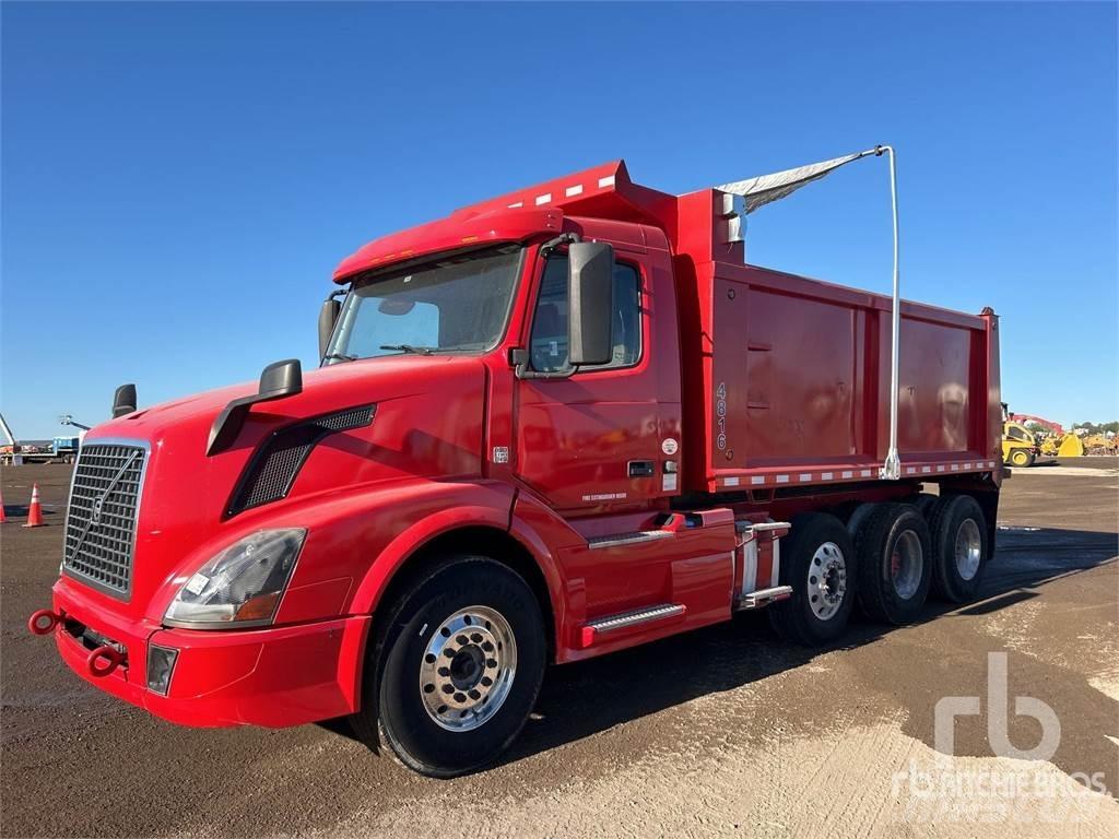 Volvo VNL300 Tippbilar